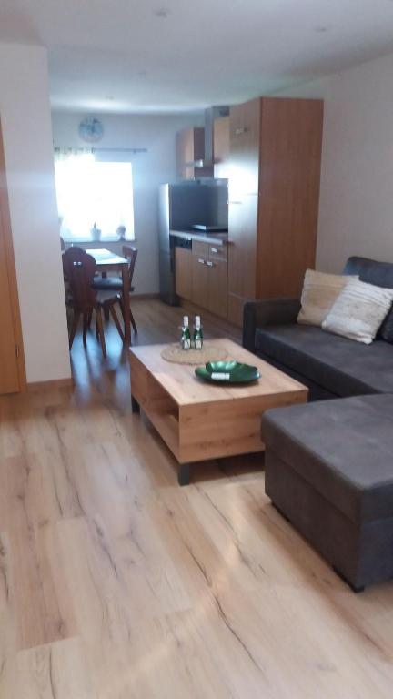 Appartement Ferienwohnug-Singer-Garching-a-d-Alz (Duitsland Garching an ...