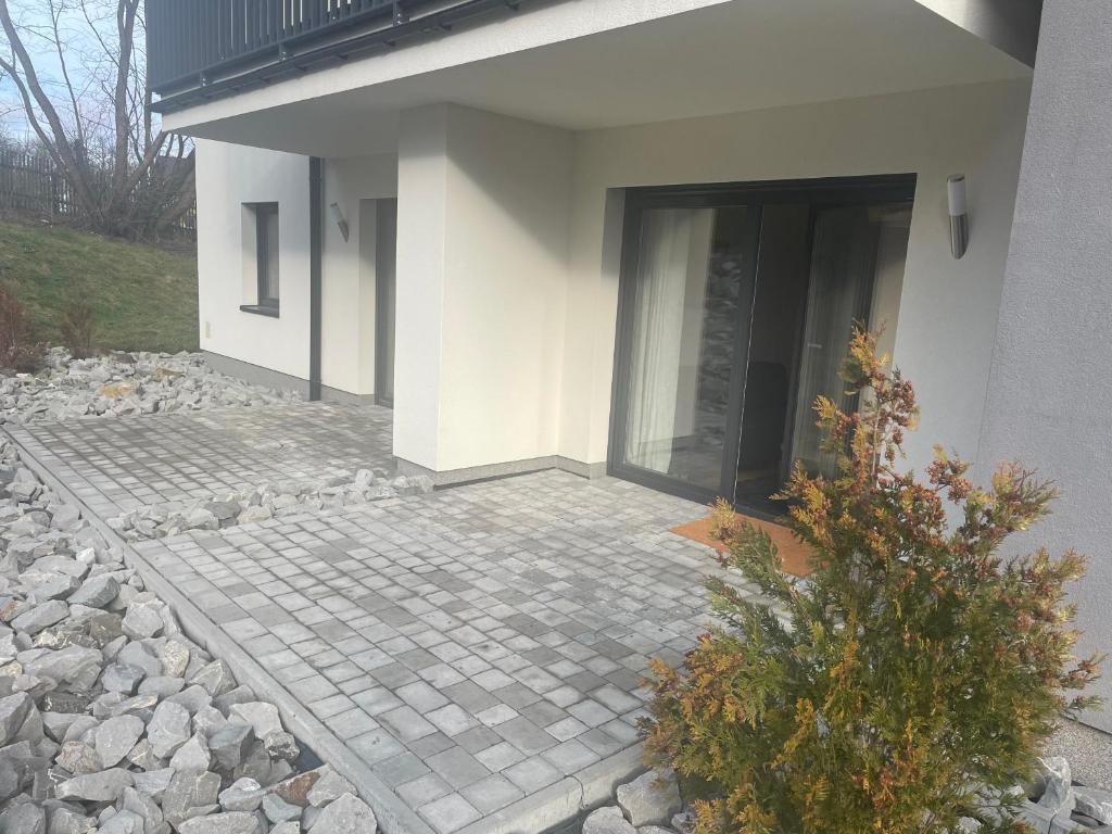Budova, v ktorej sa apartmán nachádza