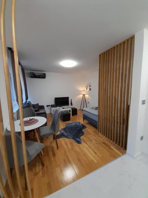 TALIJA - One-Bedroom Apartment