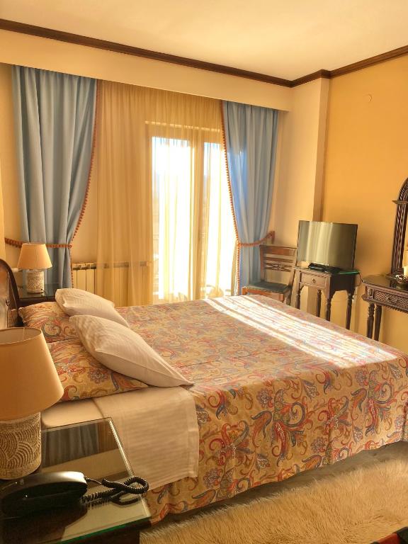 Marianna's Home Accommodation - 5