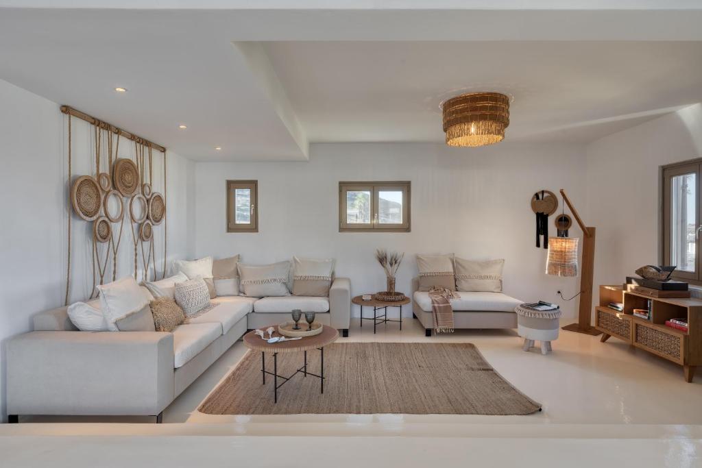 Posezení v ubytování Amalgam Homes Paros