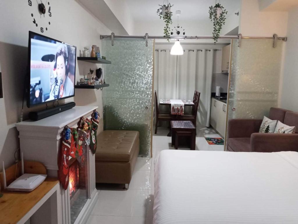 TV a/nebo společenská místnost v ubytování Sky breeze haven