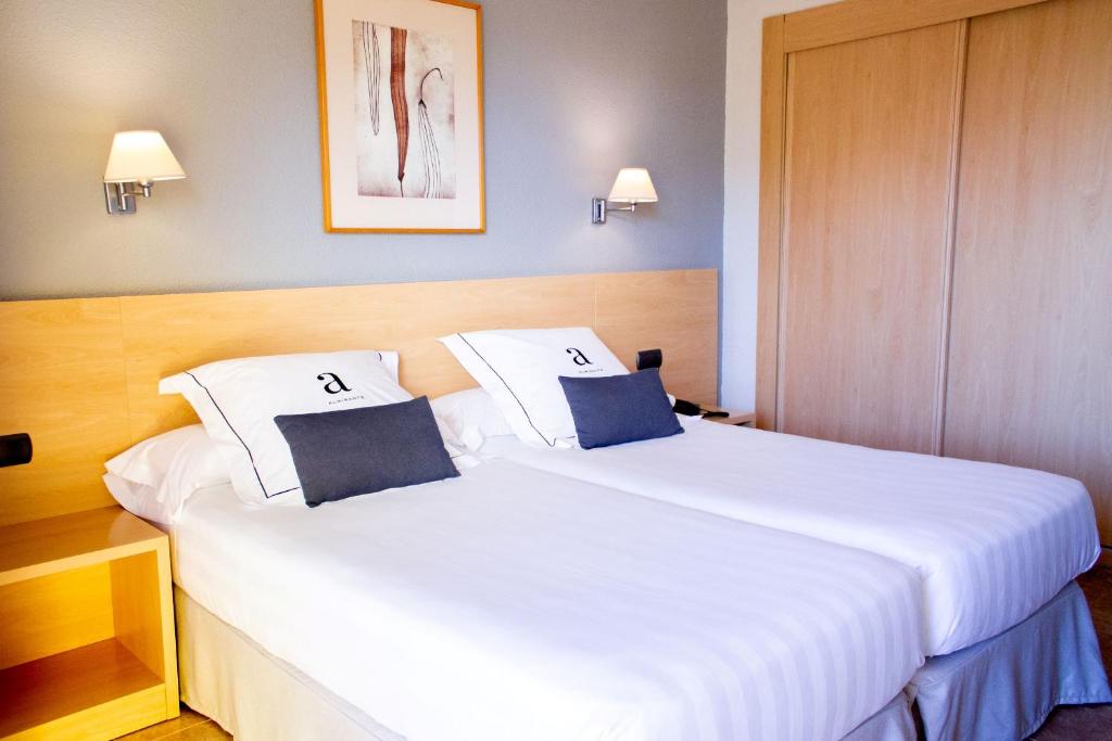 Hotel Almirante, Alicante – Updated 2023 Prices
