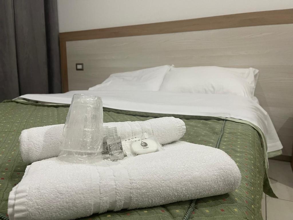 Postel nebo postele na pokoji v ubytování Hotel 26
