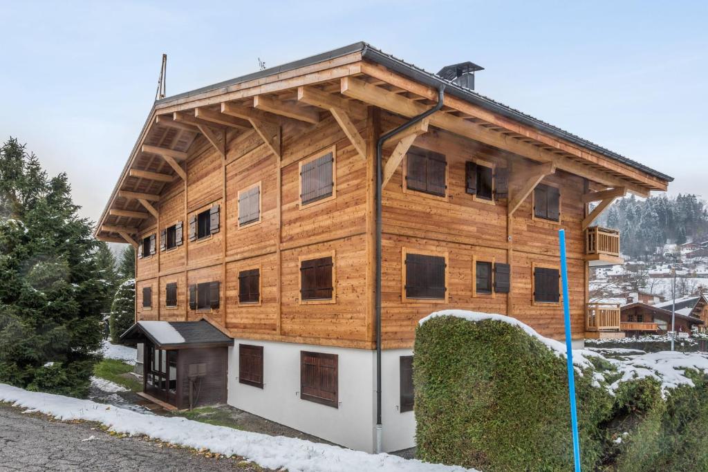 Budynek, w którym mieści się apartament