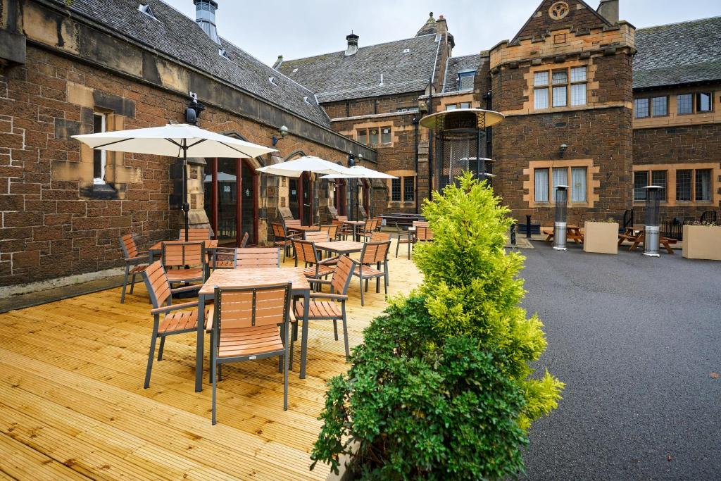 Budova, kde se hotel nachází