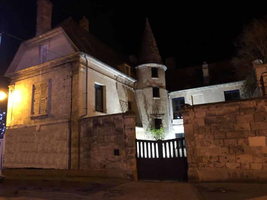 Grand gite à Braine-LA TOURELLE DU MARQUIS-12à14pers.
