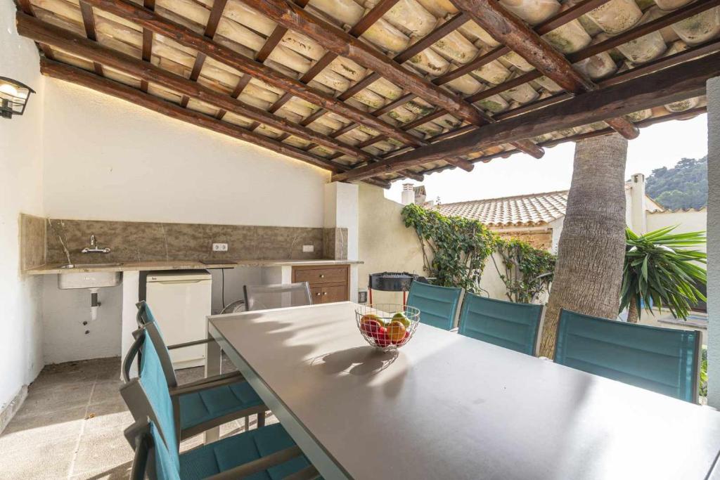 Balkón nebo terasa v ubytování Can Cosset Holiday Home