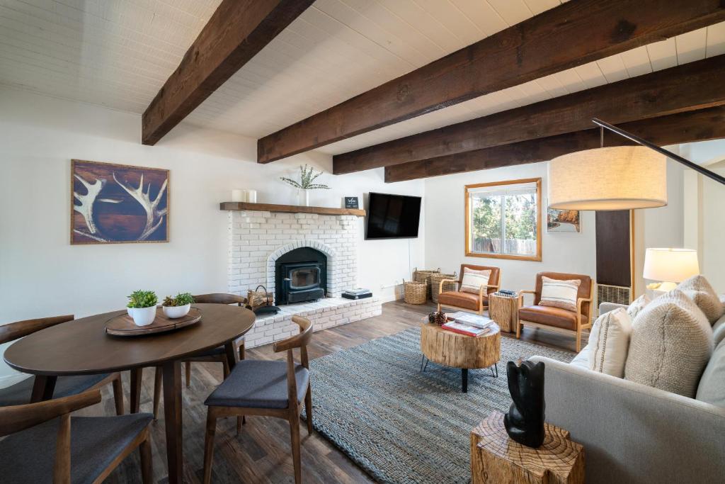 Villa Evergreen Haven in Big Bear, Woodlands, USA - Booking.com