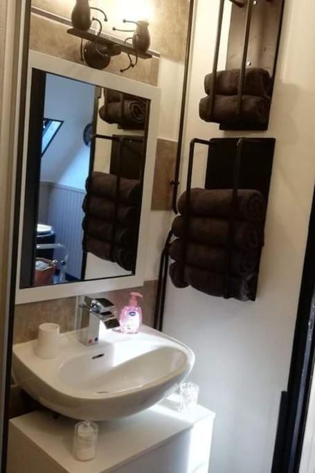 Kúpeľňa v ubytovaní Le Nid douillet splendide Linge fourni