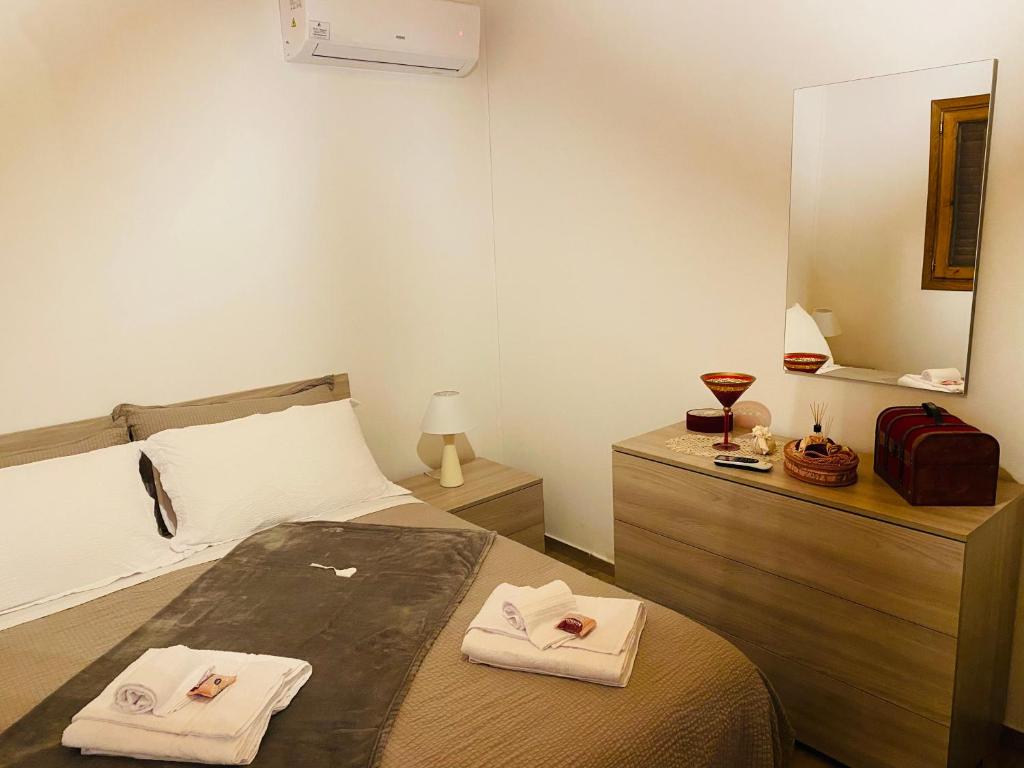 A bed or beds in a room at Chalet in campagna