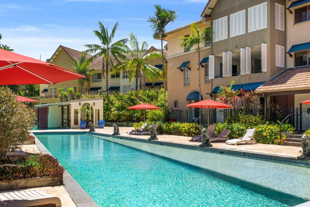 Πισίνα στο ή κοντά στο The Lakes Resort Cairns