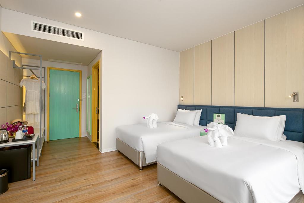 Family Twin Connecting Room