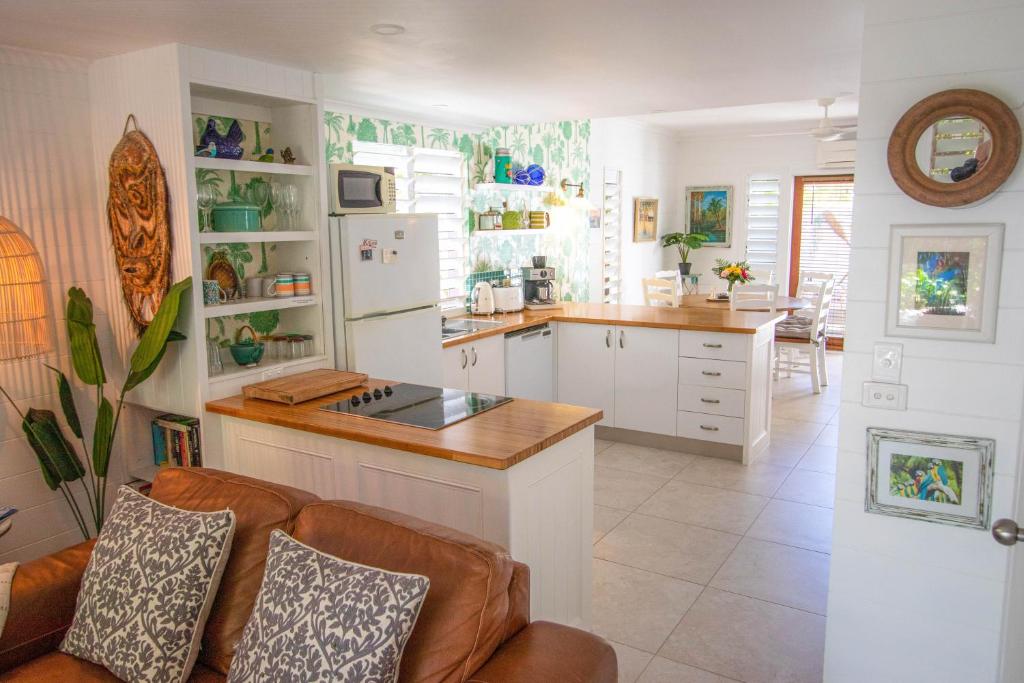 Kuchyň nebo kuchyňský kout v ubytování Pandanus Cottage