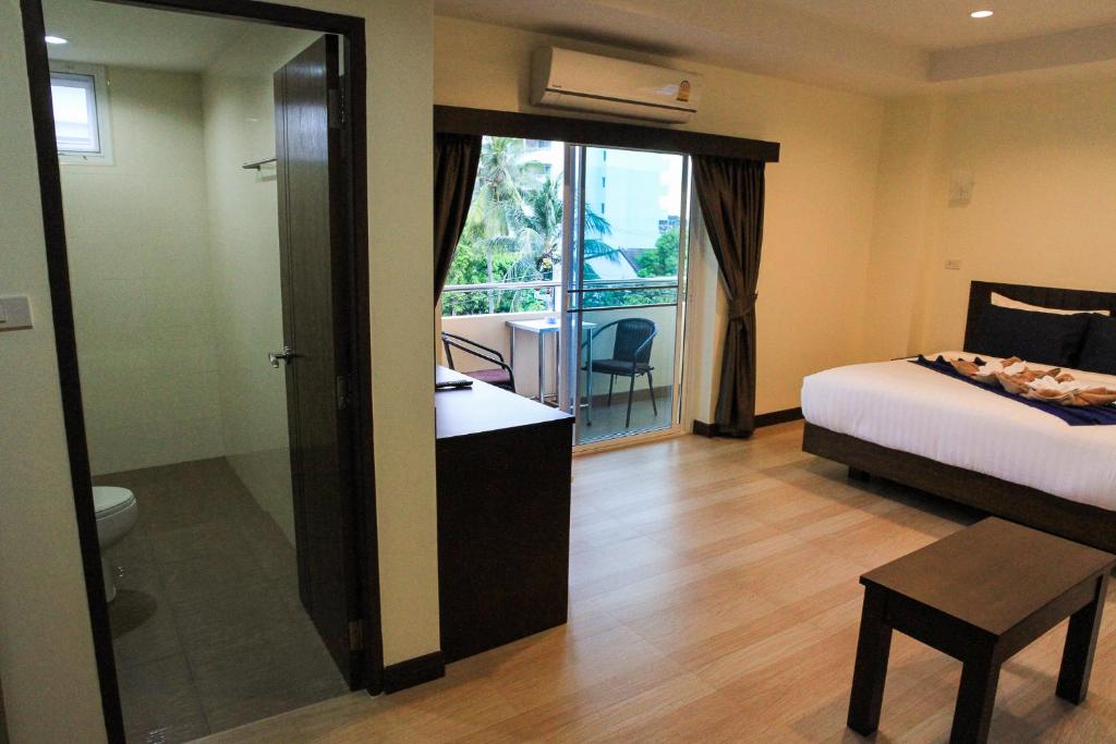 Sky Villa Hua Hin Guesthouse - Adults-Only - 2