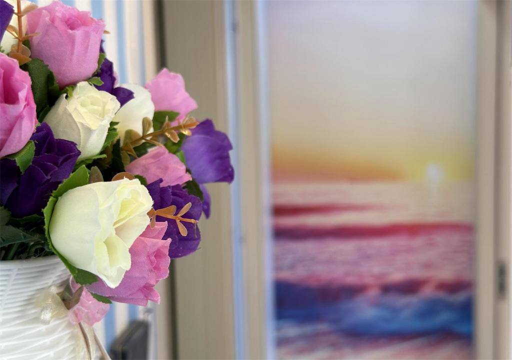 Fotografie z fotogalerie ubytování 3BR Romantic apt, 2mins MTR, 8pax v Hong Kongu