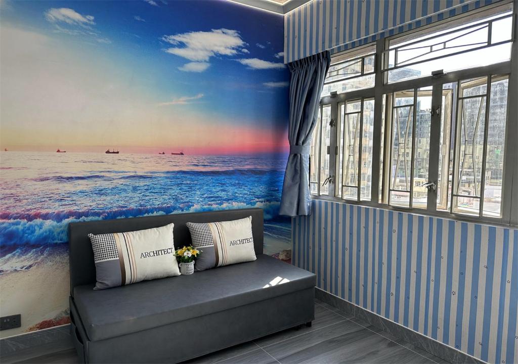 Posezení v ubytování 3BR Romantic apt, 2mins MTR, 8pax