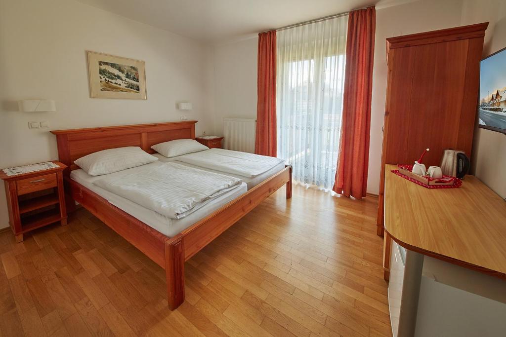 Postel nebo postele na pokoji v ubytování Rute Hotel and Apartments