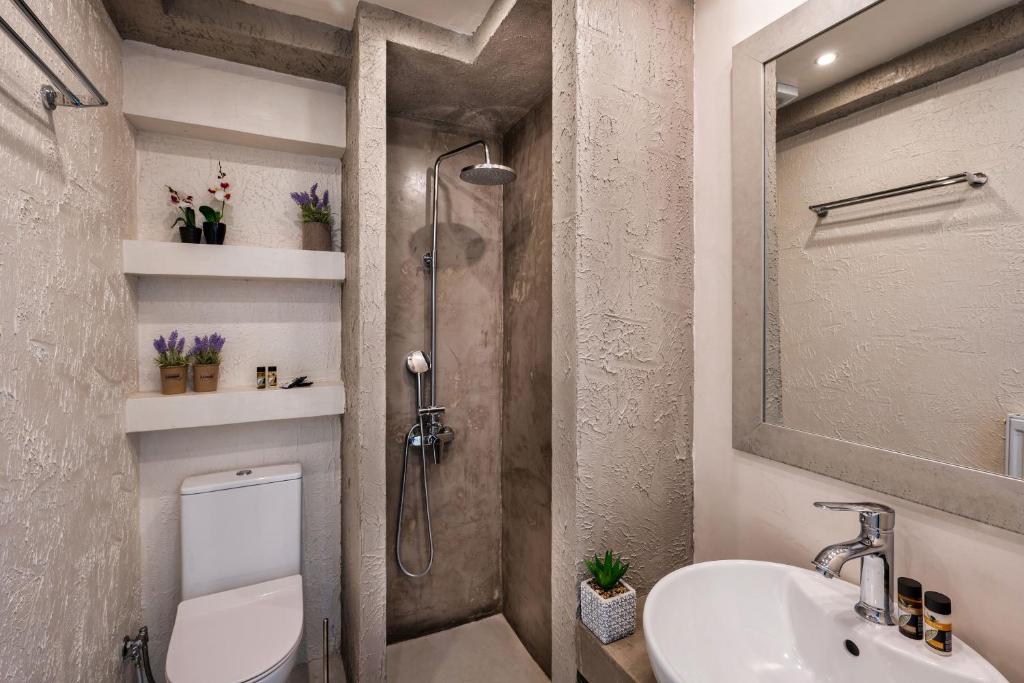 Kúpeľňa v ubytovaní Palmrise Luxury Villas by Travel Pro Services - Nea Skioni Halkidiki