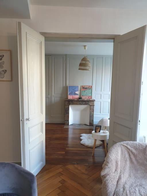 Fotografia z galérie ubytovania Elégant appartement au cœur du Vieux Tours v destinácii Tours