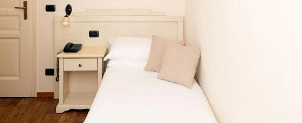 
Single Room with pool access
