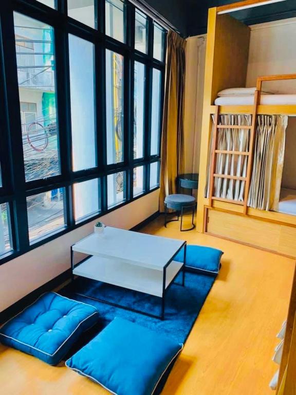 Giường trong phòng chung tại Daraya Hostel