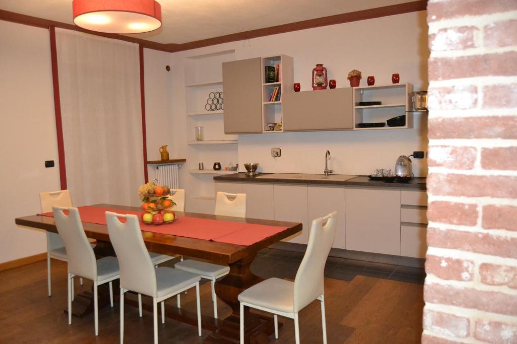 Kuchyň nebo kuchyňský kout v ubytování Casa Chiara