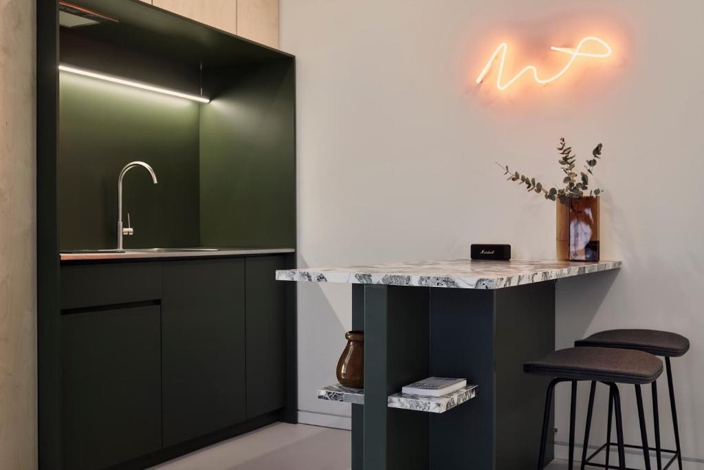 The Newel Metaxourgeio - Resim 31