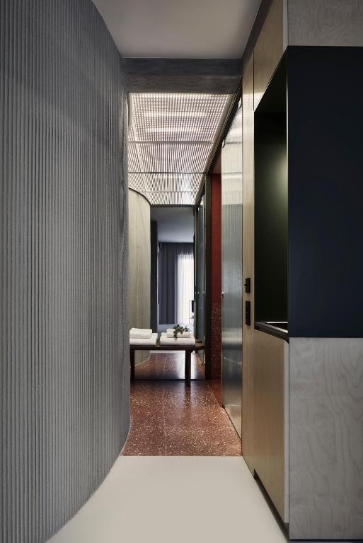 The Newel Metaxourgeio - Resim 11