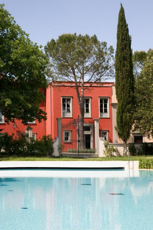Bazén v ubytovaní Relais Villa Il Palagio alebo v jeho blízkosti