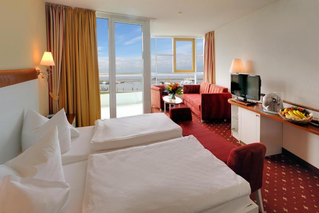 Hotel Fährhaus - Deluxe Double Room With Balcony And Sea View