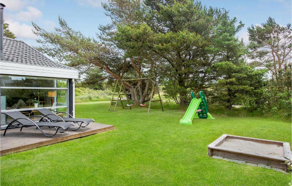 Zahrada ubytování Holiday Home Rævevej Bindslev