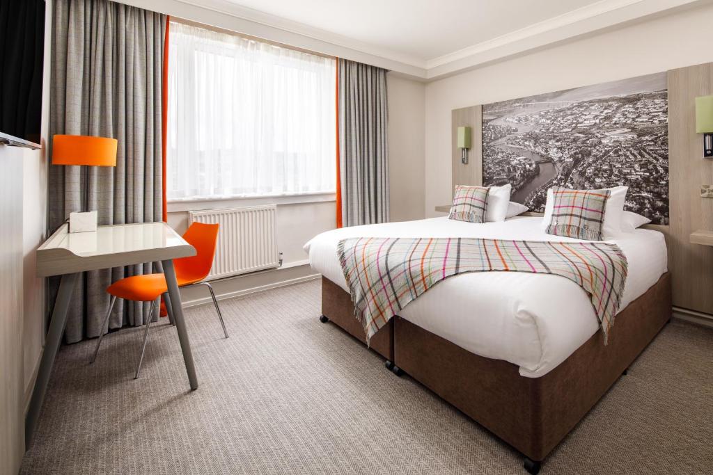 Mercure Inverness Hotel - Classic Double Room