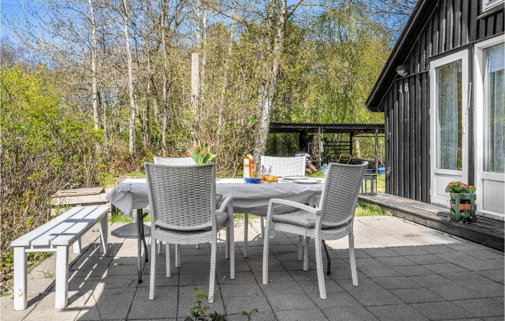 Patio nebo venkovní prostory v ubytování Beautiful Home In Odder With Wifi