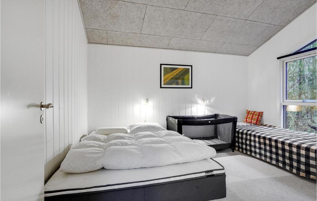Gulta vai gultas numurā naktsmītnē Pet Friendly Home In Gistrup With Wifi