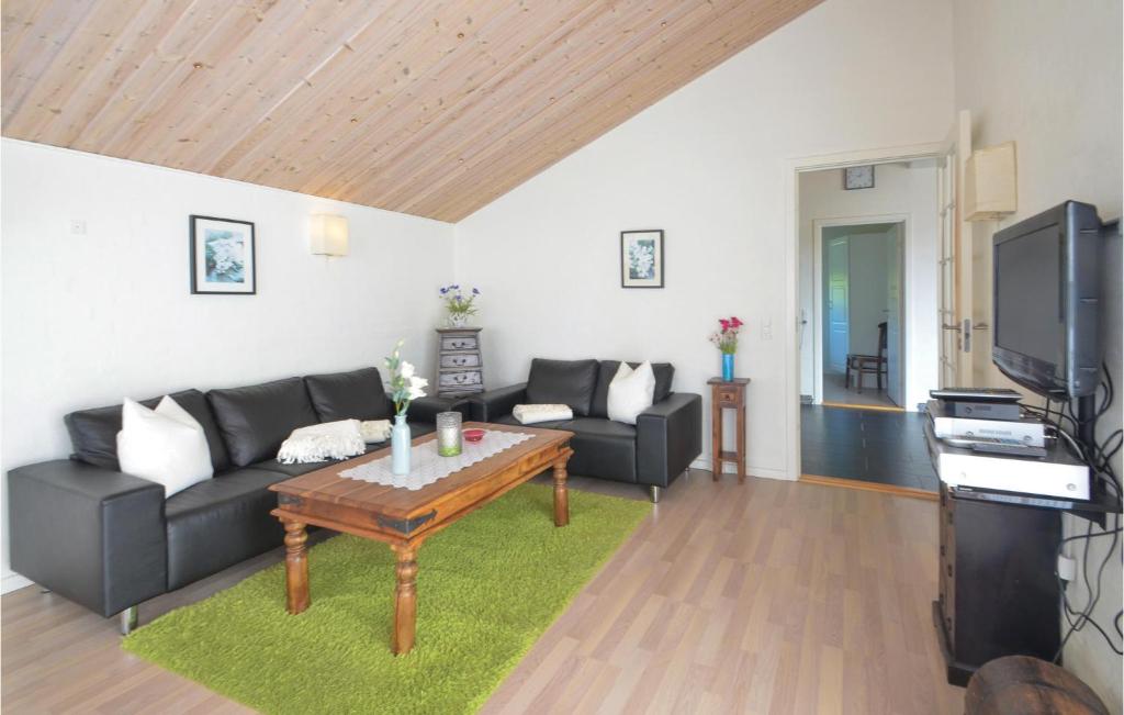 Three-Bedroom Holiday Home In Vestervig - Maison De Vacances De Trois Chambres