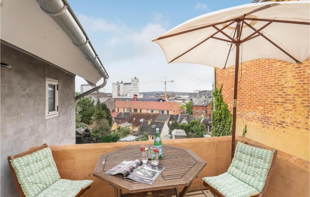 Balkón nebo terasa v ubytování 2 Bedroom Cozy Apartment In Svendborg