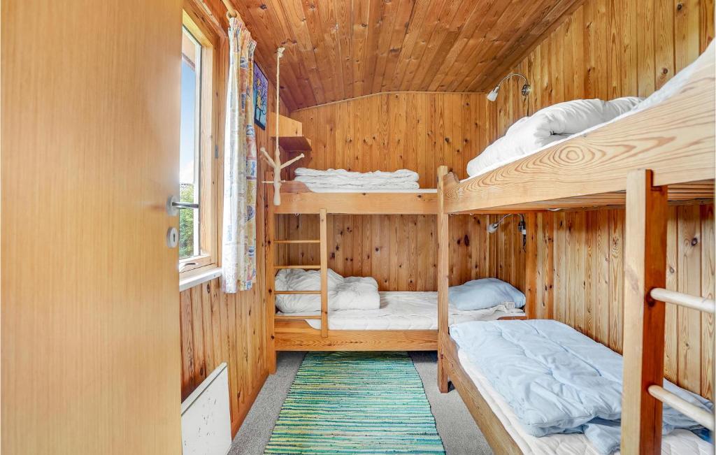 Postel nebo postele na pokoji v ubytování Holiday Home Bindslev 10