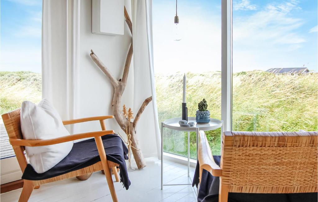 Posezení v ubytování Holiday Home Hummervej Hjørring I