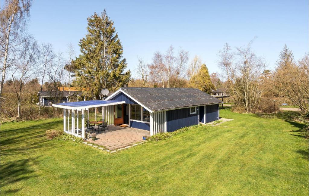 Zahrada ubytování Awesome Home In Idestrup With Kitchen