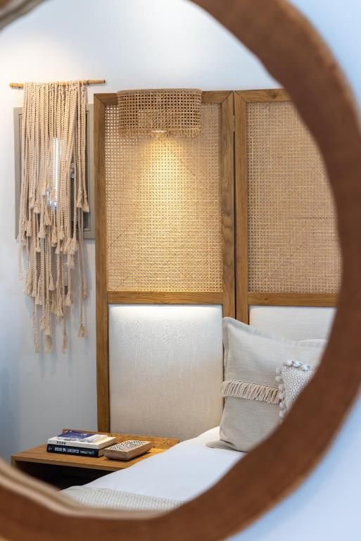 Posteľ alebo postele v izbe v ubytovaní Amalgam Homes Paros Beachfront Villa