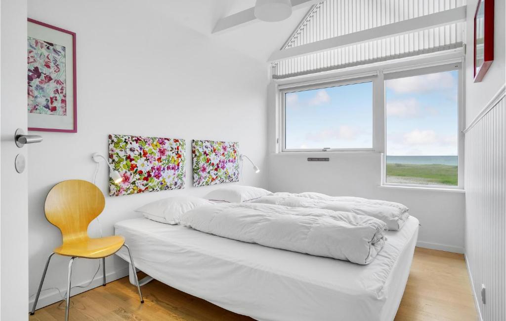 Postel nebo postele na pokoji v ubytování Holiday Home Næsvej Assens