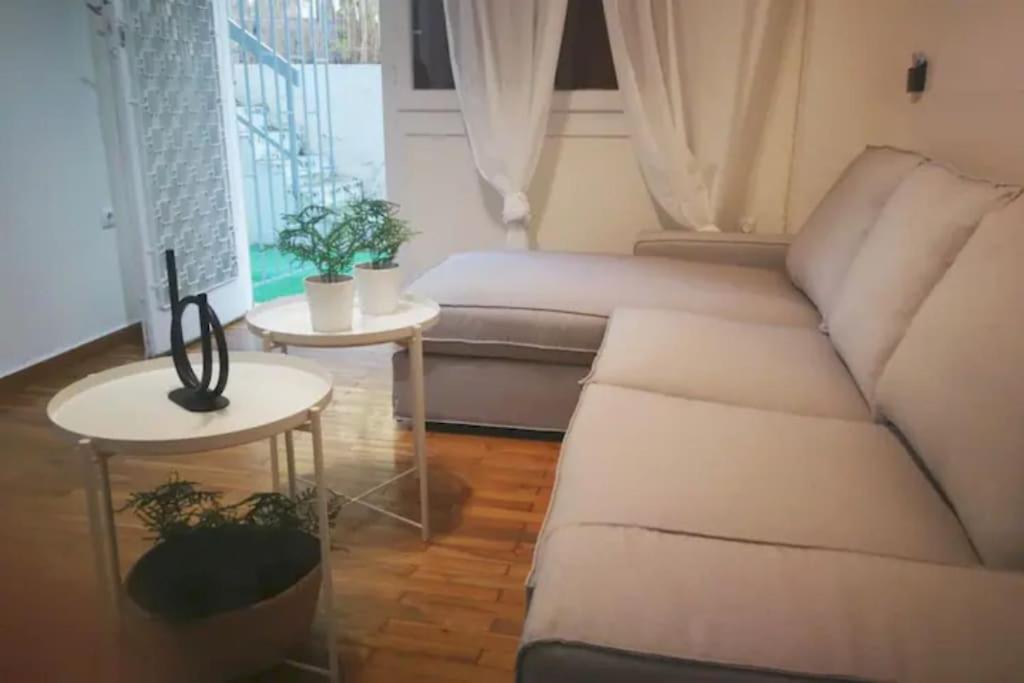 Posezení v ubytování Apartment with private patio
