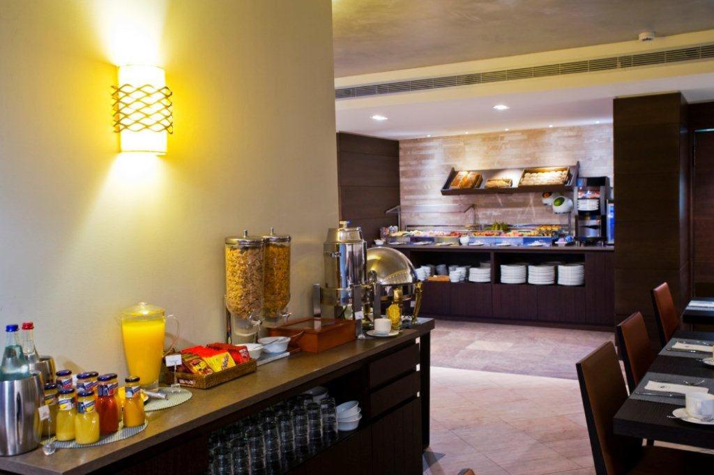 Eurostars Patios de Cordoba - Resim 9