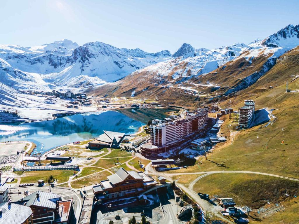 Fotografia z galérie ubytovania Studio lumineux avec balcon au pied des pistes à Tignes Le Lac - FR-1-502-426 v destinácii Tignes