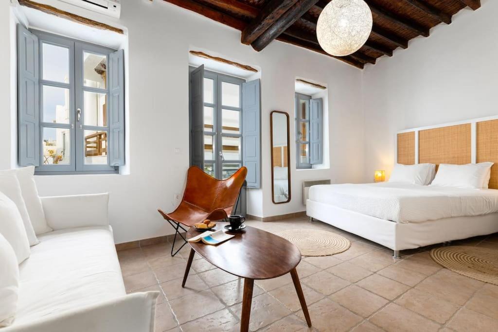 Posteľ alebo postele v izbe v ubytovaní Venghera Naousa Apartment in the heart of Naousa