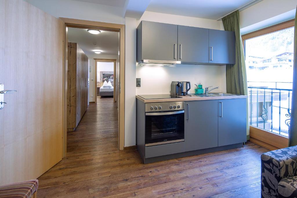 Ferienhotel Fuchs - 12