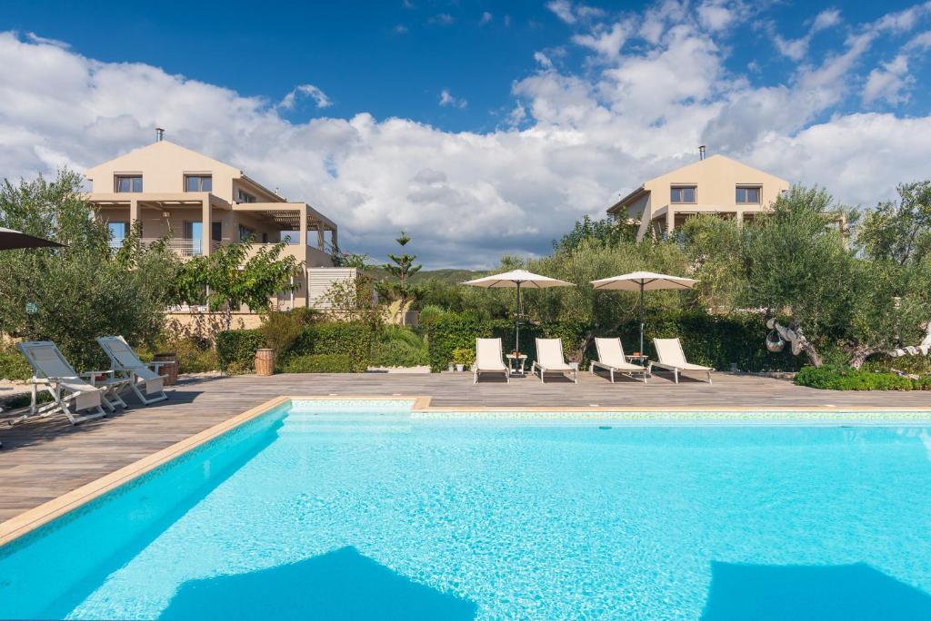 Bazén v ubytovaní Aelia Home Suites alebo v jeho blízkosti