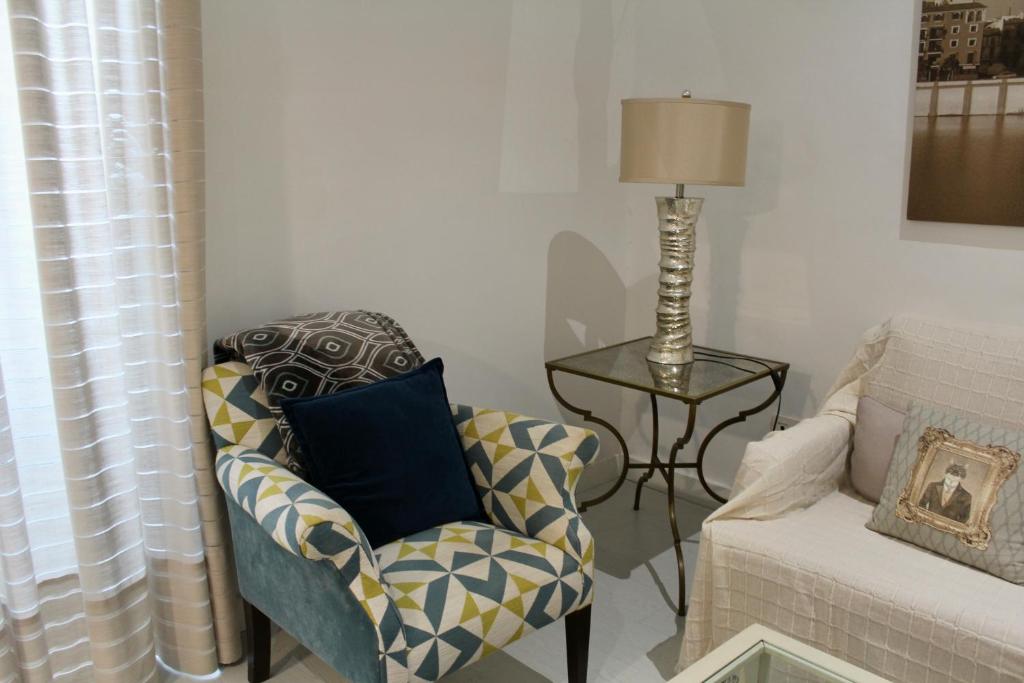 WISH SUITE MARQUES DE PARADAS DE SEVILLA, Seville – Updated ...