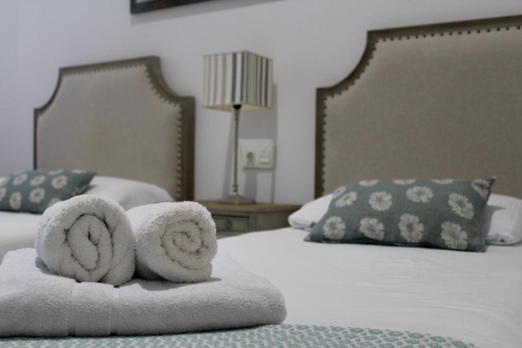 WISH SUITE MARQUES DE PARADAS DE SEVILLA, Seville – Updated ...